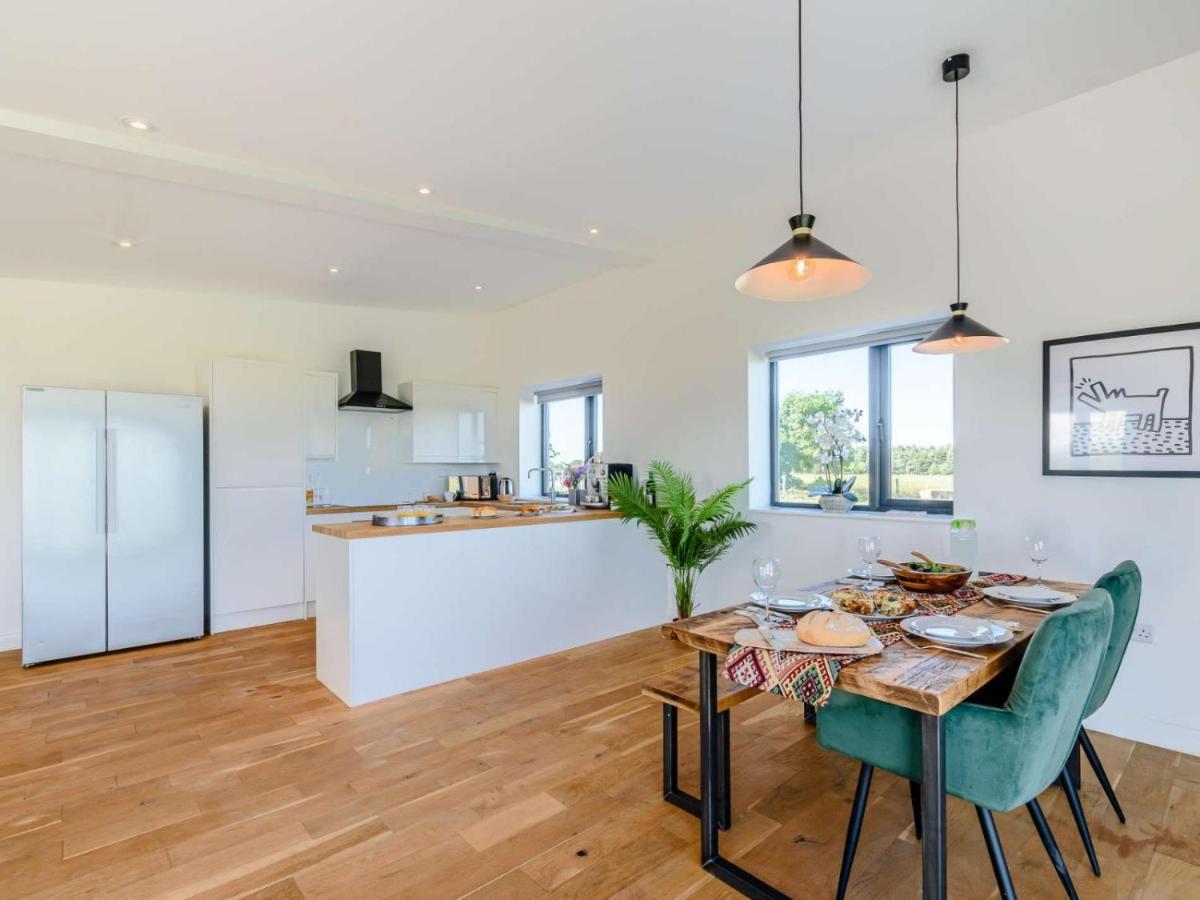 2-Bed Modern Bungalow - Outstanding Country Views Harrogate Exteriör bild